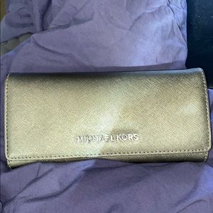 Michael Kors Metallic Wallet